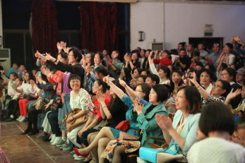 雋秀蘇州 花雨繽紛——中國經(jīng)典舞劇《絲路花雨》在蘇州大學震撼上演