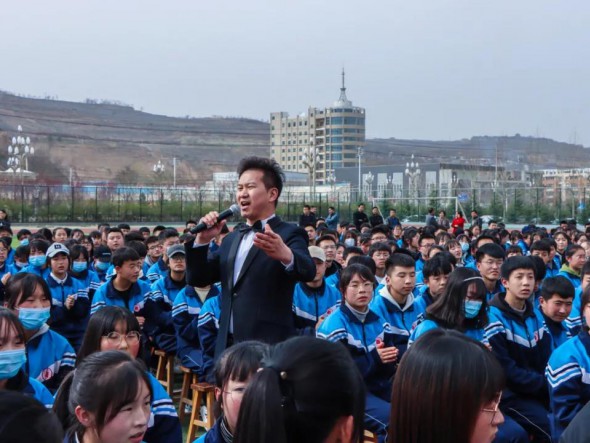 甘肅演藝集團歌舞劇院“慶百年華誕，譜隴原新篇”2021年“我們的中國夢”——文化進萬家暨“隴原紅色文藝輕騎兵”惠民演出在路上